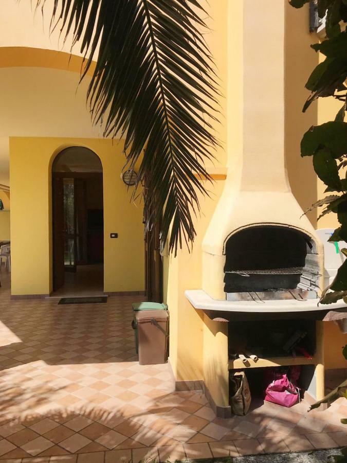 Villa The Sweet Rose With Pool Манерба дел Гарда Екстериор снимка