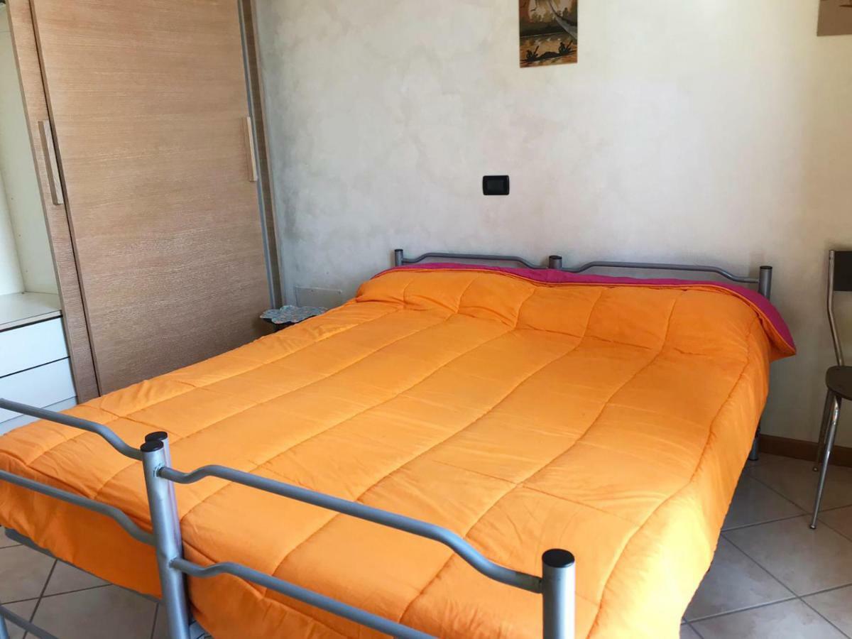 Villa The Sweet Rose With Pool Манерба дел Гарда Екстериор снимка