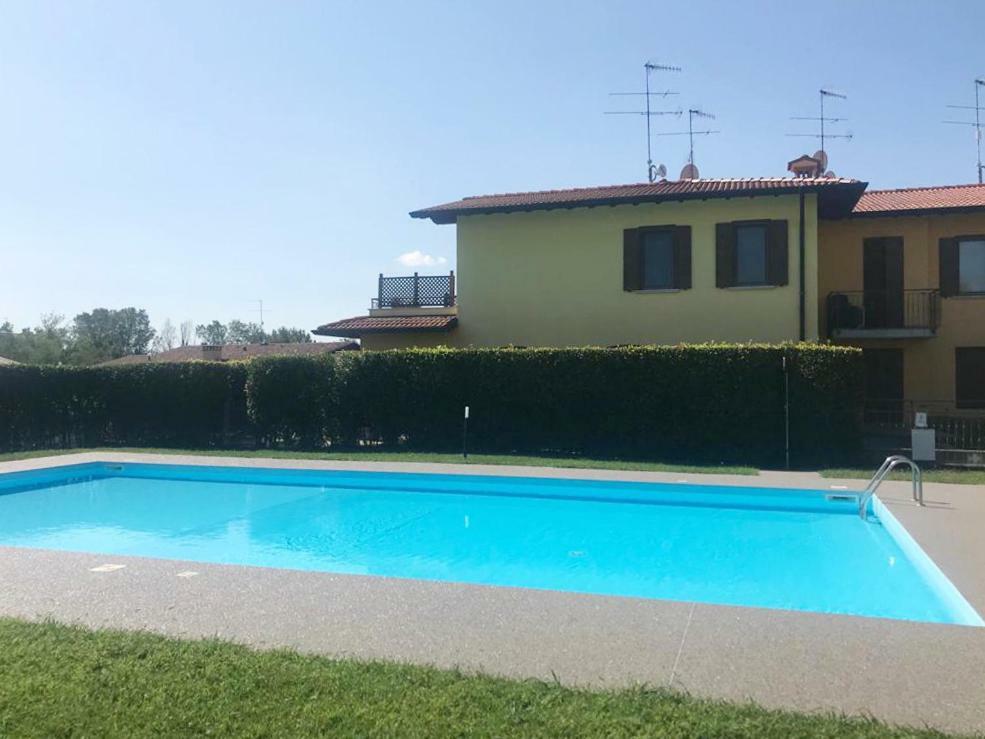 Villa The Sweet Rose With Pool Манерба дел Гарда Екстериор снимка