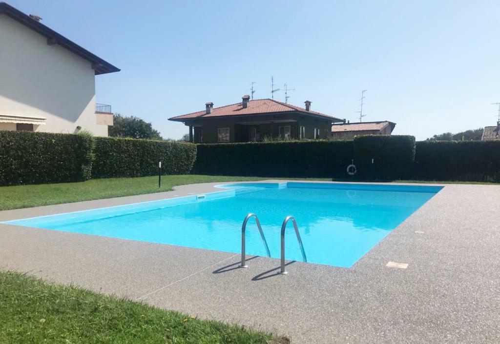 Villa The Sweet Rose With Pool Манерба дел Гарда Екстериор снимка