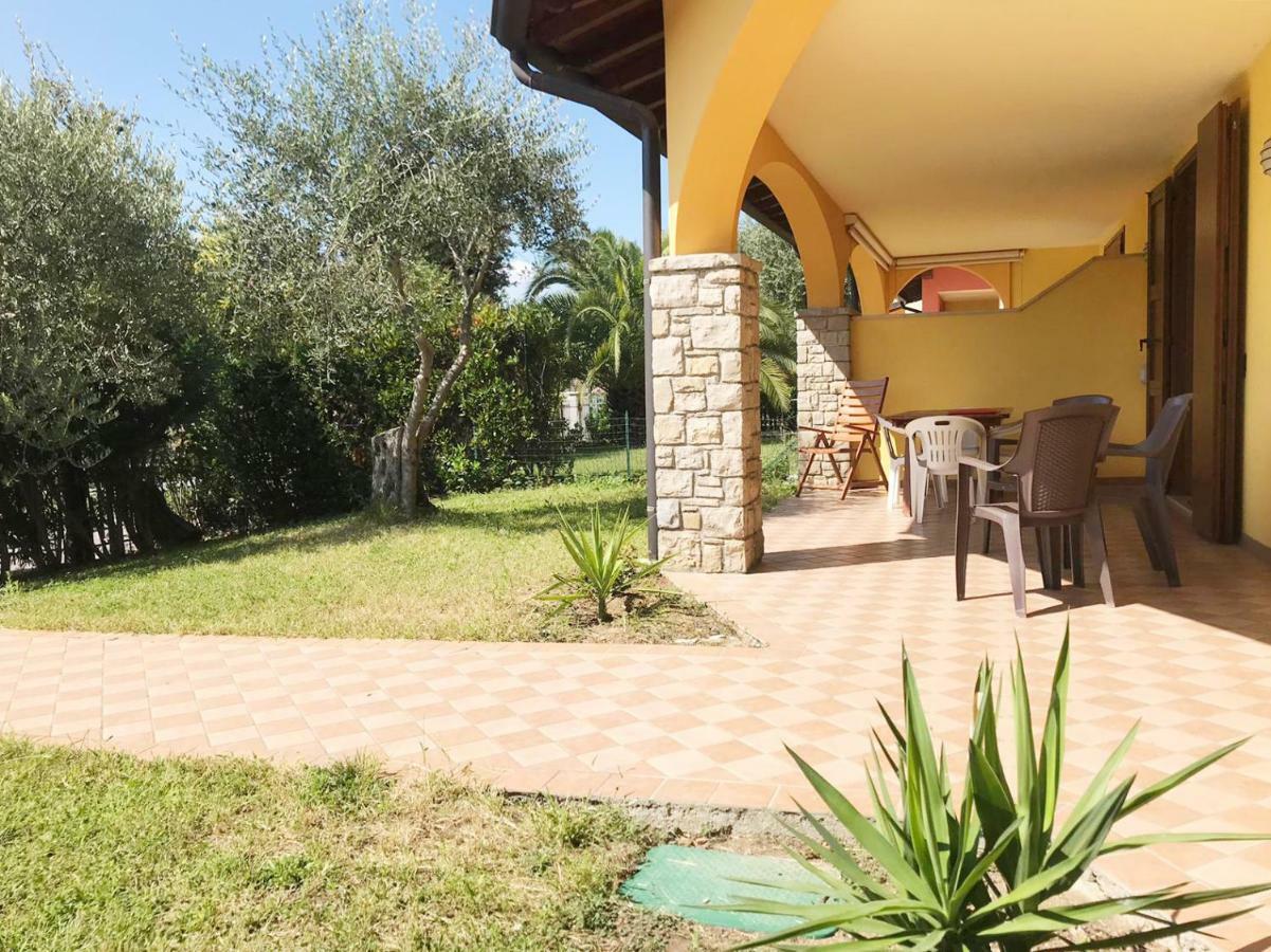 Villa The Sweet Rose With Pool Манерба дел Гарда Екстериор снимка