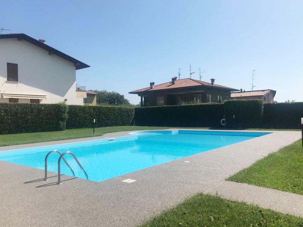 Villa The Sweet Rose With Pool Манерба дел Гарда Екстериор снимка